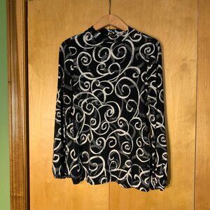 Chico's Black and tan graphic mock-neck top, Size M (Chico's size 1)